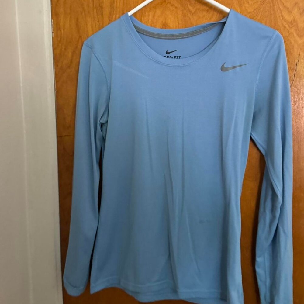small dri fit running shirt